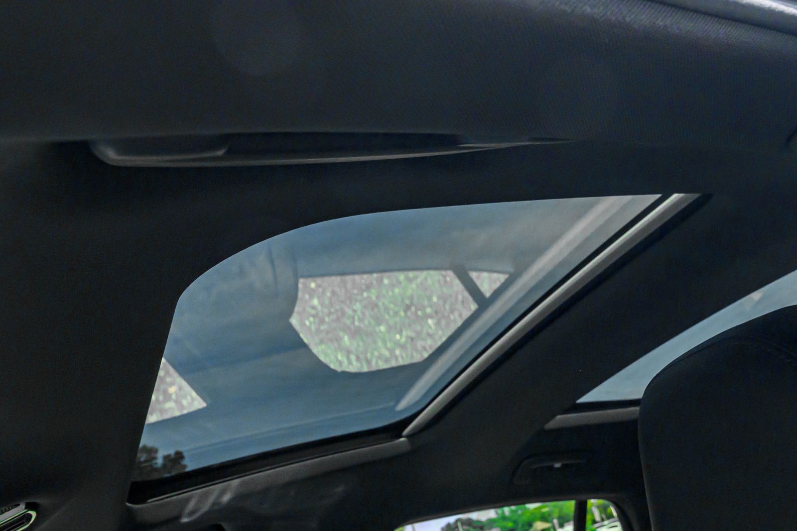 2022 Porsche Panamera Base Image 22 of 24