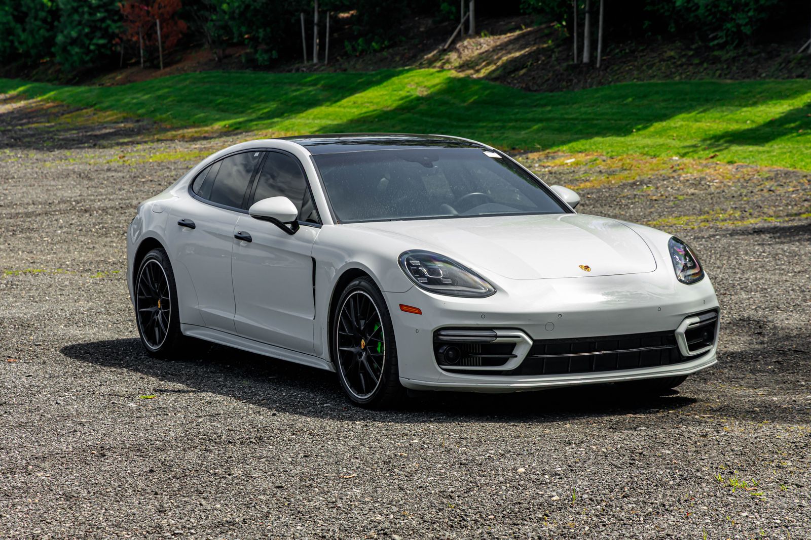 2022 Porsche Panamera Base Image 4 of 24