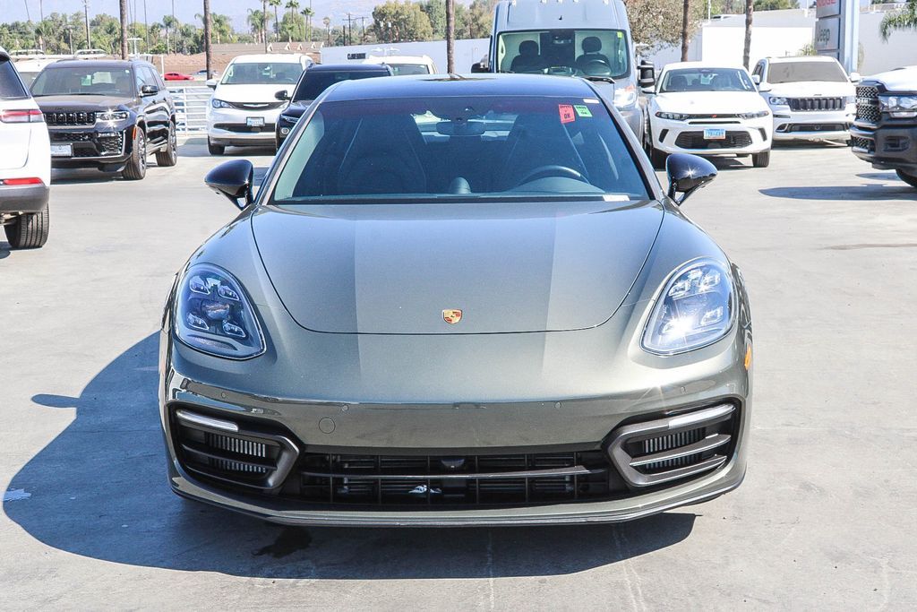 2022 Porsche Panamera Platinum Edition Image 2 of 28