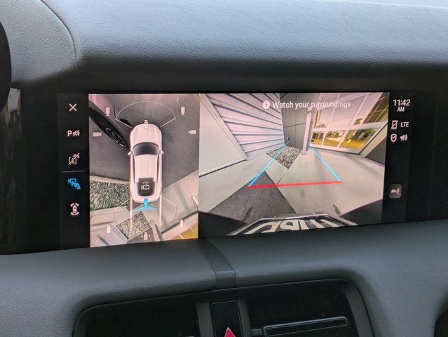 2022 Porsche Taycan 4S Image 22 of 32