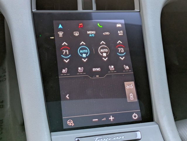 2022 Porsche Taycan 4S Image 31 of 32