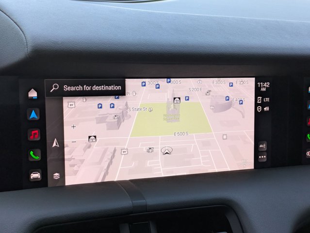 2022 Porsche Taycan 4S Image 21 of 32