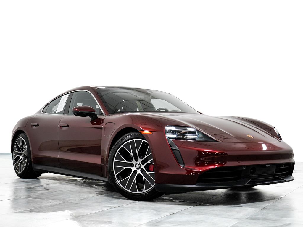 2022 Porsche Taycan 4S Image 1 of 31