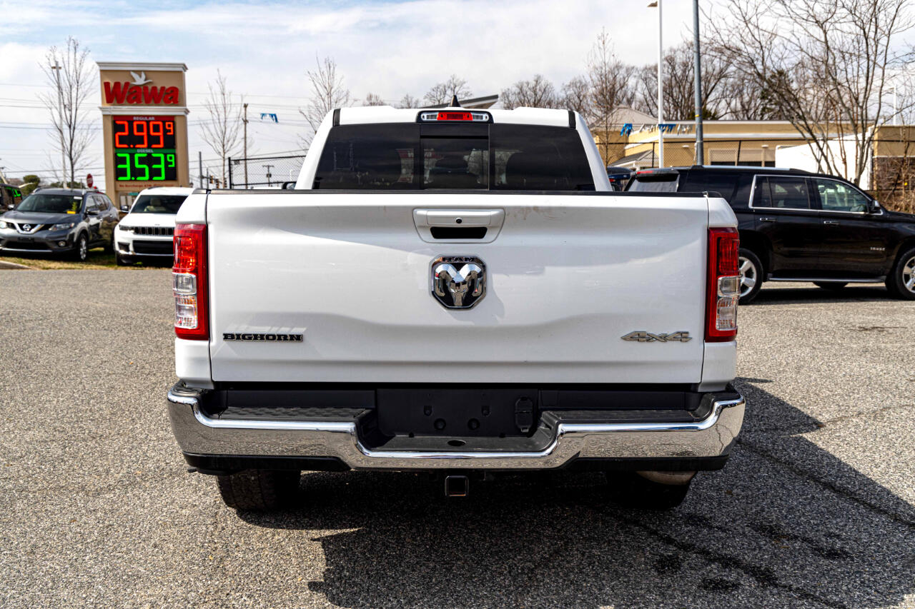 Vehicle image 7 of 24