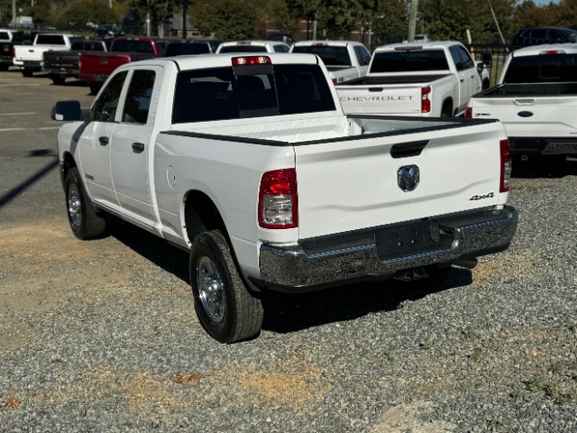Vehicle image 13 of 25