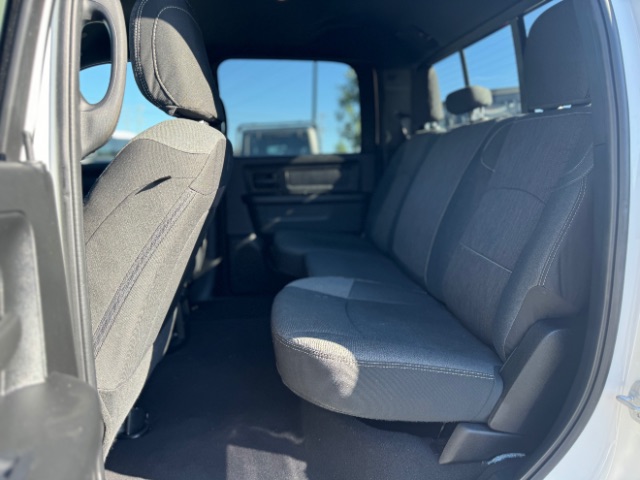 Vehicle image 20 of 25