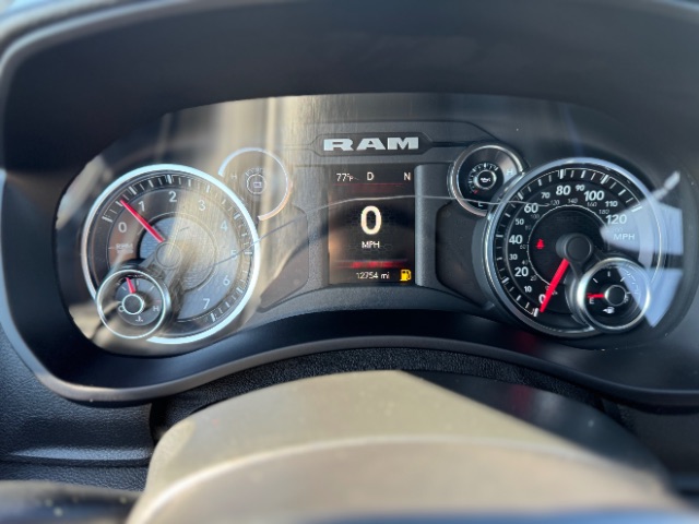Vehicle image 24 of 25