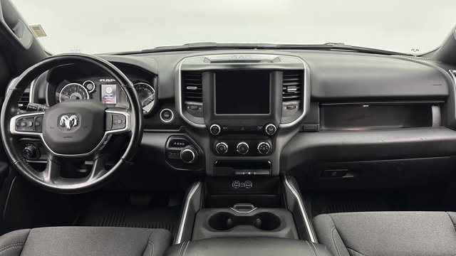 Vehicle image 15 of 41