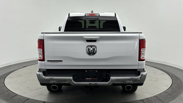 Vehicle image 5 of 41