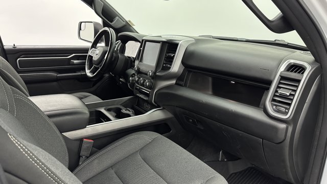 Vehicle image 18 of 41