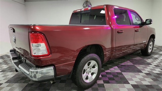 Vehicle image 13 of 50