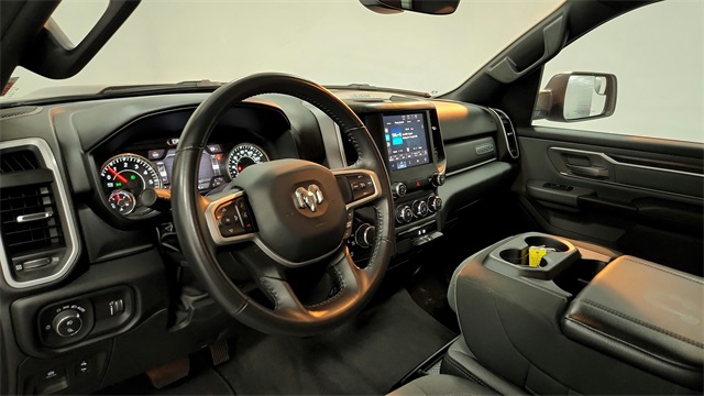 Vehicle image 19 of 50