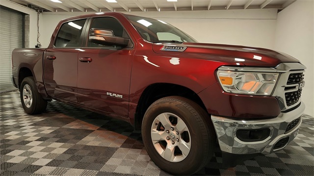 Vehicle image 10 of 50