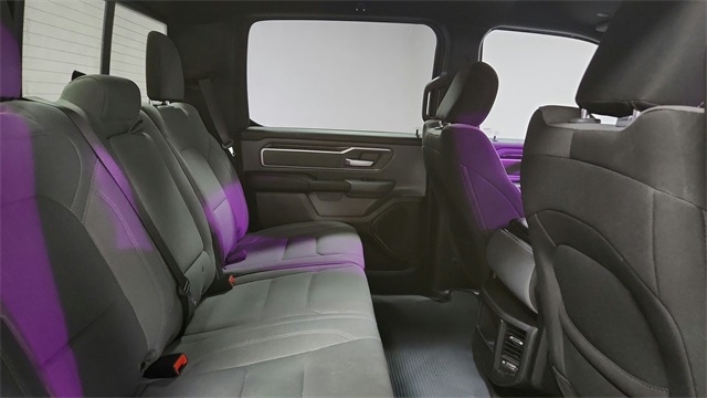 Vehicle image 46 of 50