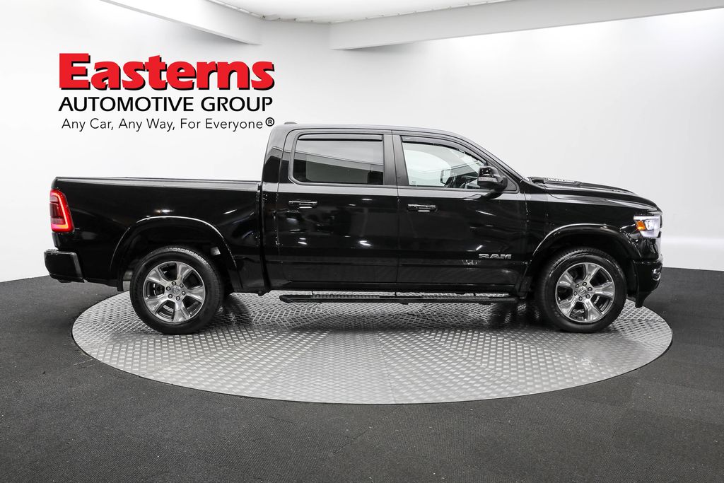 Vehicle image 7 of 66