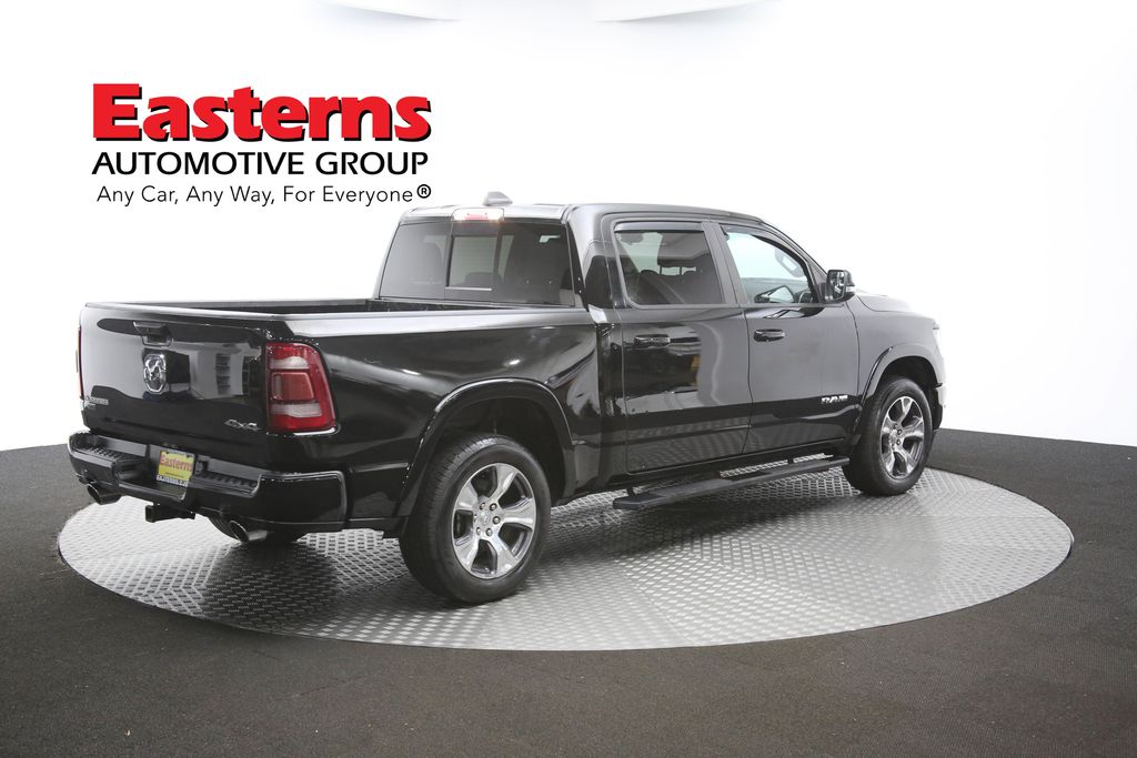 Vehicle image 17 of 66