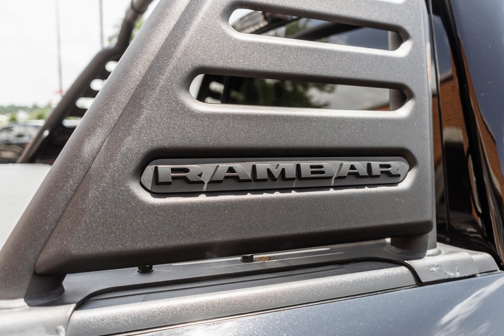 Vehicle image 26 of 39