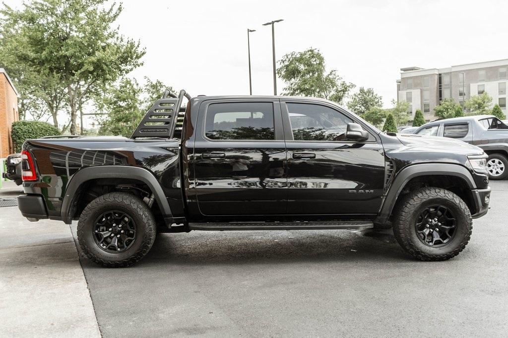 Vehicle image 5 of 39