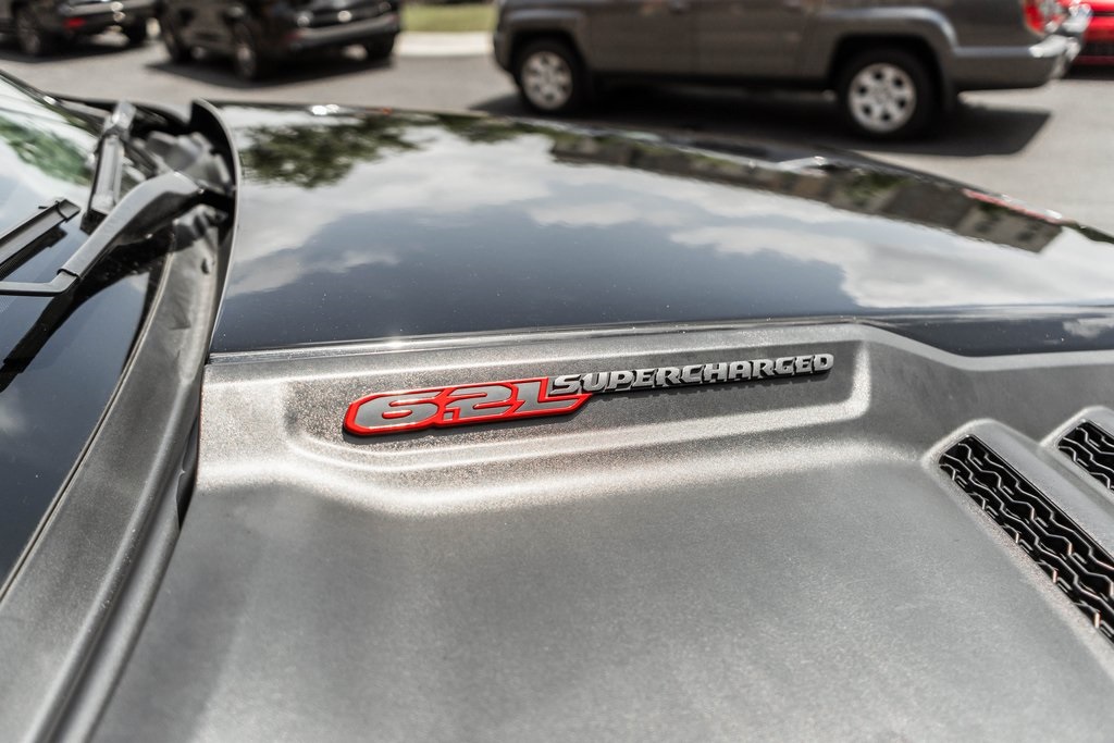Vehicle image 31 of 39