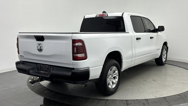 Vehicle image 4 of 33