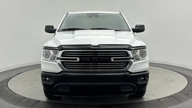 Vehicle image 2 of 33