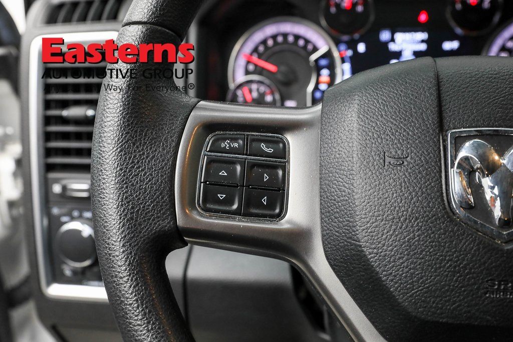 Vehicle image 45 of 61