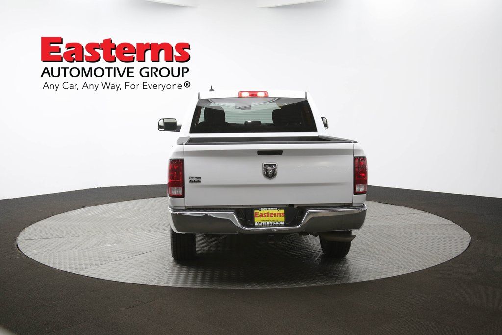 Vehicle image 26 of 61