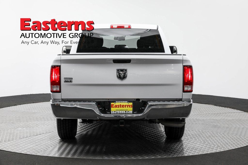 Vehicle image 29 of 61