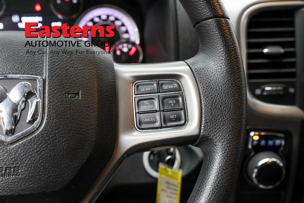 Vehicle image 46 of 61