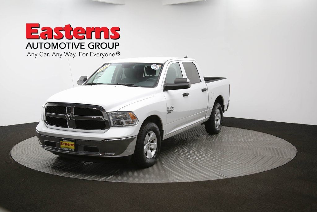 Vehicle image 4 of 61