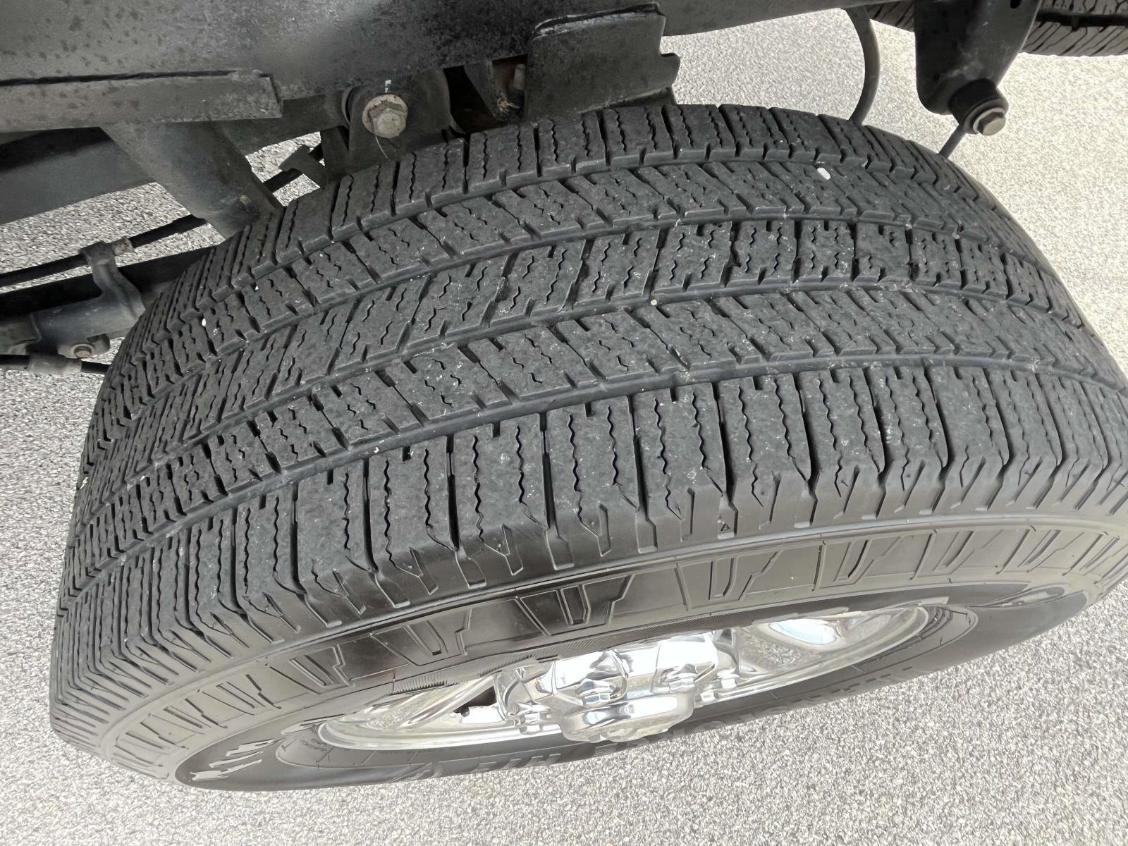Vehicle image 11 of 25