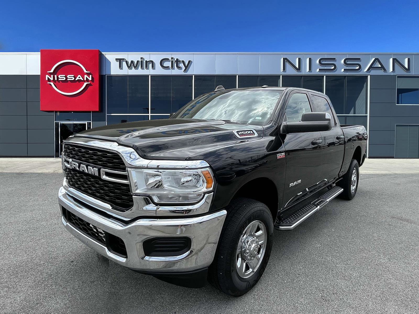 Vehicle image 1 of 25