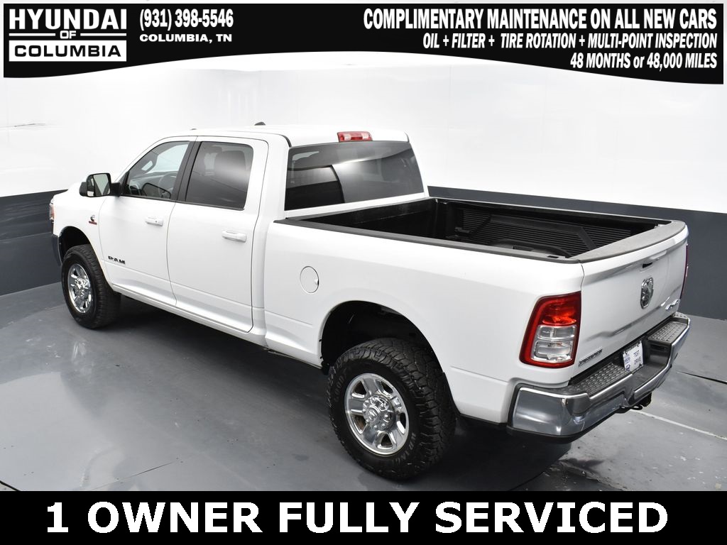 Vehicle image 27 of 37
