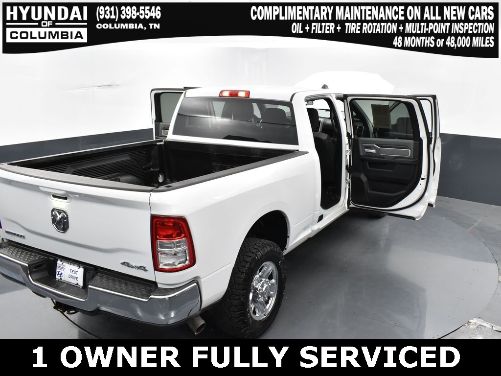 Vehicle image 23 of 37