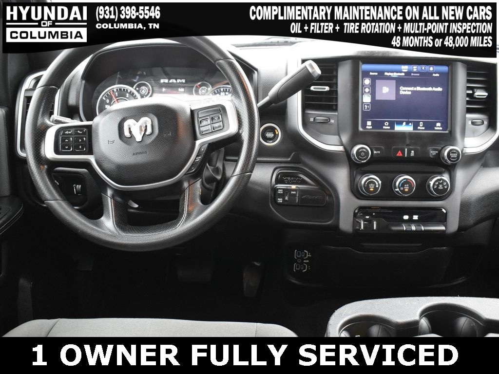 Vehicle image 31 of 37
