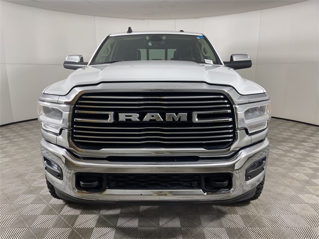 Vehicle image 2 of 43