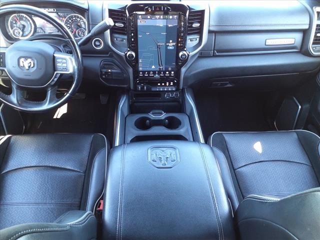 Vehicle image 27 of 29