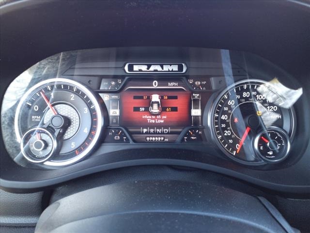 Vehicle image 28 of 29