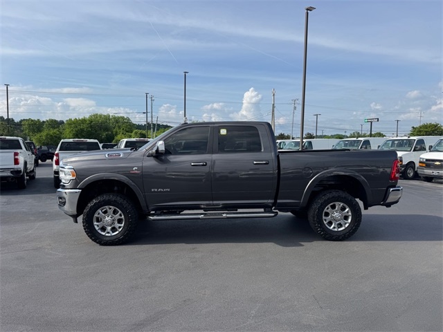 Vehicle image 7 of 24