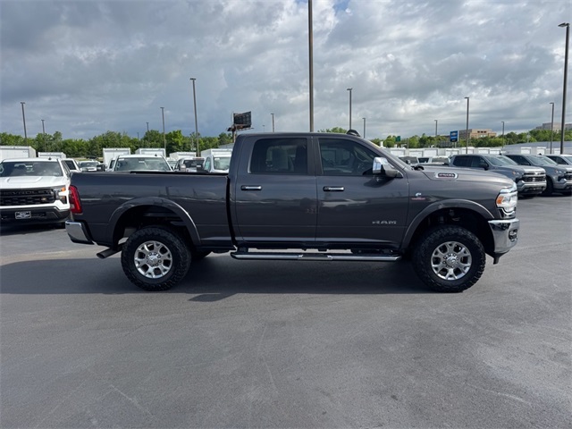 Vehicle image 4 of 24