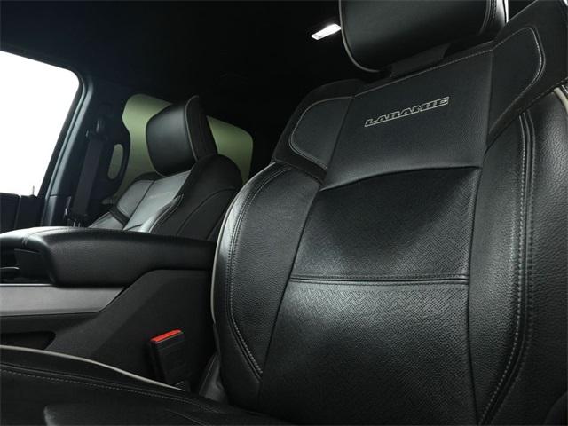 Vehicle image 48 of 84