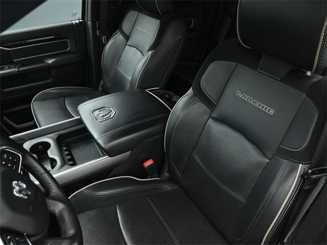 Vehicle image 52 of 84