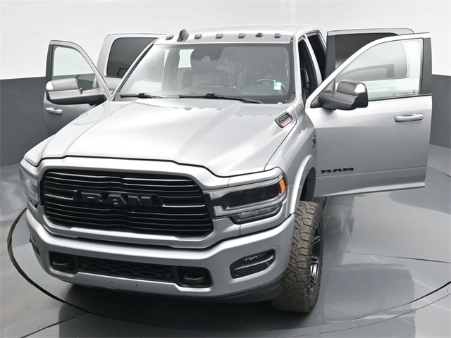 Vehicle image 2 of 84
