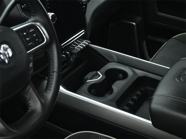 Vehicle image 42 of 84