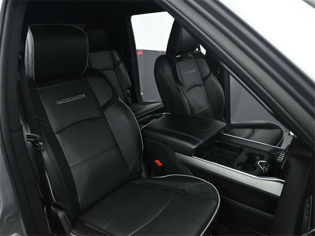 Vehicle image 55 of 84