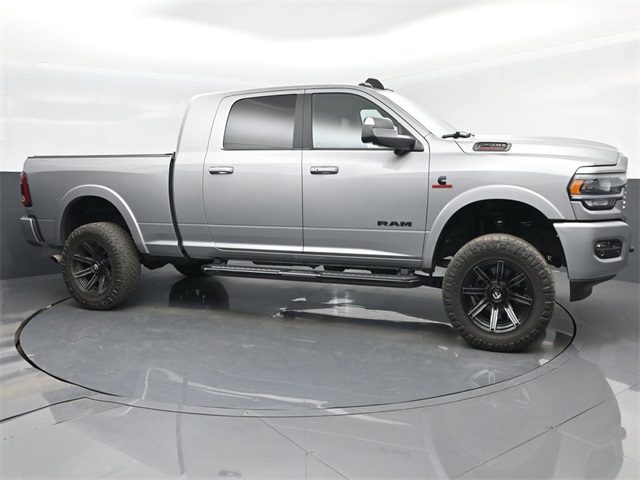 Vehicle image 6 of 84