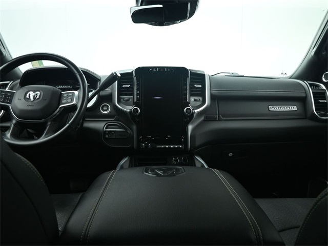 Vehicle image 28 of 84