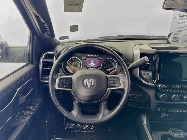 Vehicle image 26 of 35