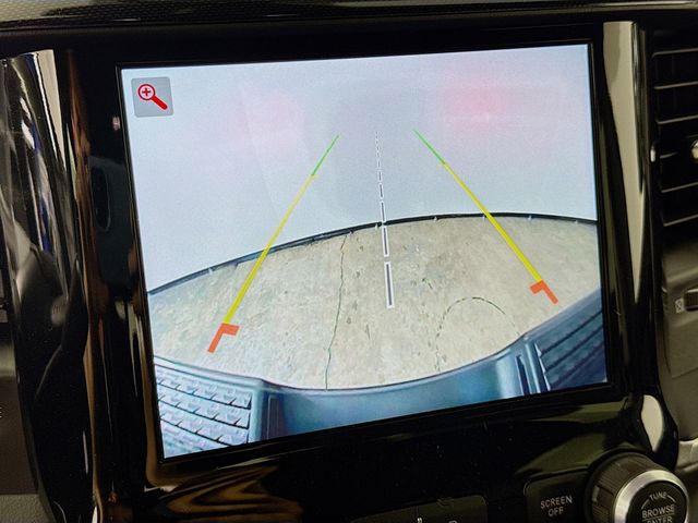 Vehicle image 17 of 35