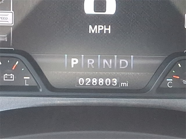 Vehicle image 20 of 34